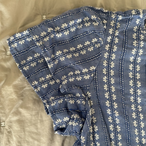 LOFT Peplum Flutter Sleeve Top - Picture 3 of 7